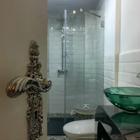 Batalha Free Parking * Oporto