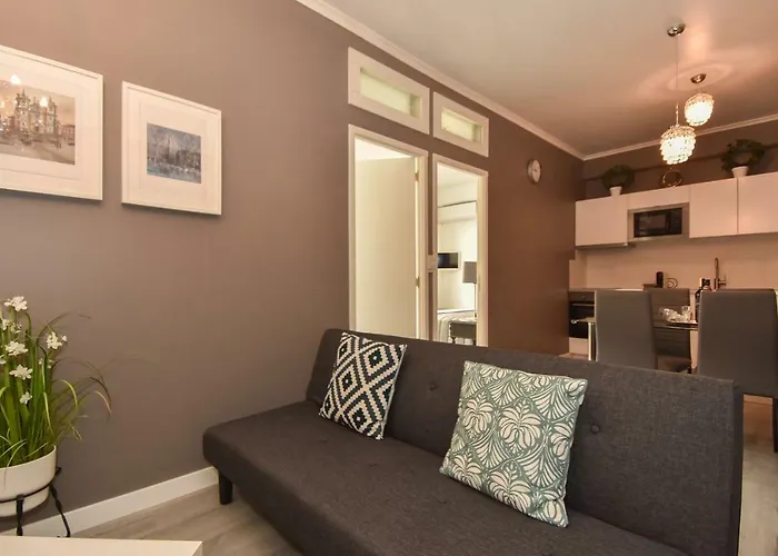 Batalha Free Parking Porto